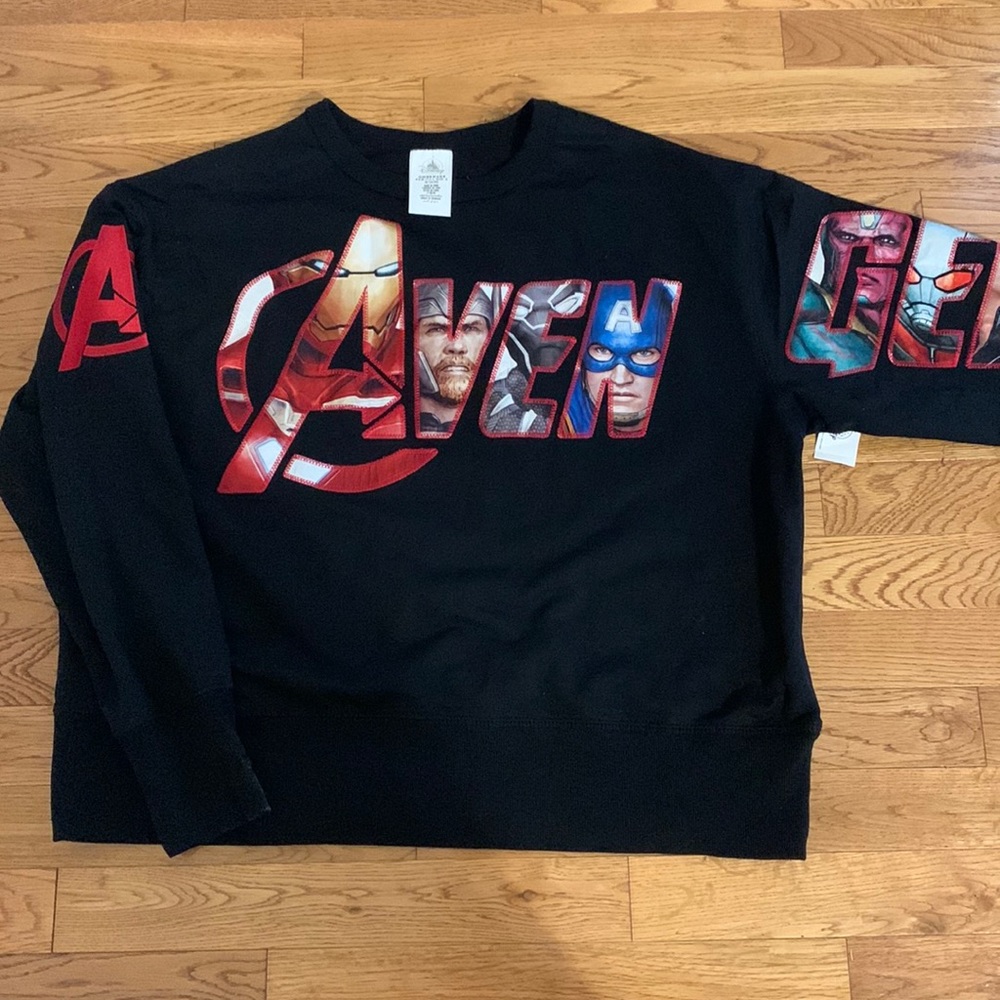 Avengers, long sleeve crewneck women’s shirt NWT